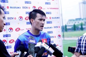 Thủ quân Công Vinh: "Cầu thủ là một nghề và họ cần sự bảo vệ"