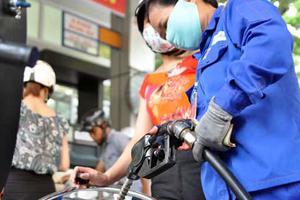 Petrolimex giải trình khoản lãi nghìn tỷ