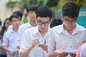 Lộ diện thủ khoa đại học đầu tiên