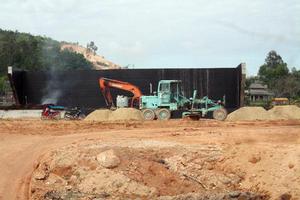 UBND tỉnh “làm thay” việc của tòa