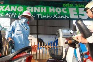 Đẩy mạnh sử dụng xăng E5