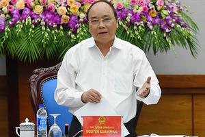 Thủ tướng: Giảm chi tiền túi cho người dân khám chữa bệnh BHYT