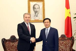 Phó Thủ tướng Vương Đình Huệ tiếp Phó Chủ tịch Ủy ban Đối ngoại Duma Quốc gia Nga 
