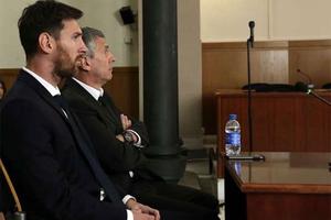 Messi đối mặt nguy cơ ngồi tù