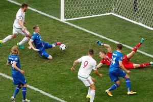 Cận cảnh Iceland đánh rơi chiến thắng lịch sử đầy đáng tiếc
