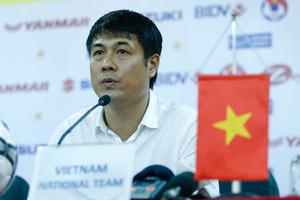 Hữu Thắng tiếc nuối điều gì sau chức vô địch Aya Bank Cup 2016?