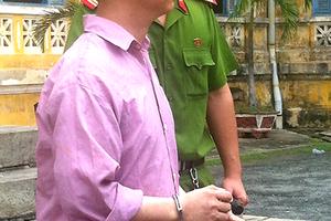 Cán bộ ngân hàng trộm 20 tỷ đồng chơi cá độ