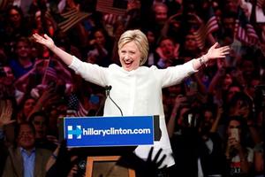 Hillary Clinton và hành trình gian truân để đi vào lịch sử chính trường Mỹ