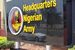 Hàng trăm sỹ quan quân đội Nigeria bị sa thải