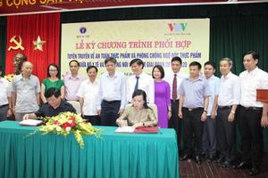 Phối hợp tuyên truyền về an toàn thực phẩm và chống ngộ độc thực phẩm