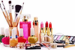 Hà Nội: Thu hồi 13 loại mỹ phẩm không đảm bảo chất lượng