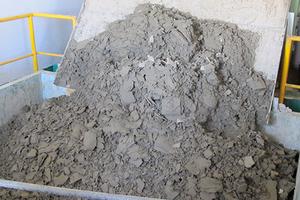 Hơn 700 tấn bùn ép của Formosa chưa được xử lý