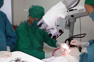 Yêu cầu kiểm điểm sai phạm Ban giám đốc BV Tai Mũi Họng TP HCM