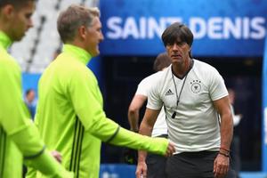 Đức trọng dụng 'người hùng World Cup' ở bán kết