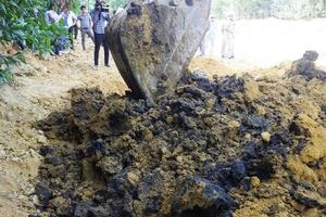 Formosa phủi trách nhiệm vụ chôn chất thải ở trang trại