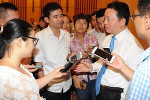 "Sẽ xử lý hình sự nếu đưa chất thải nguy hại ra môi trường chôn lấp"