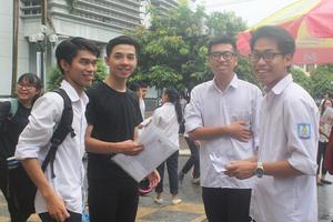 Đề Lý khó kiếm điểm 10