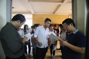 40 thí sinh bị đình chỉ thi