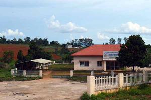 Đầu tư cụm công nghiệp hàng chục tỷ rồi “đắp chiếu”