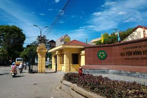 Bài 1 - Học viện Nông Nghiệp Việt Nam “bòn rút” hàng trăm tỷ từ sinh viên