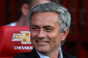 Mourinho thanh lọc đội hình - Cách mạng đỏ tại Old Trafford