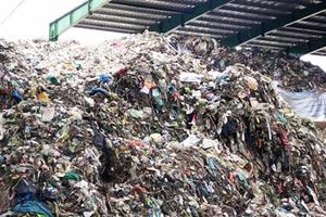 Nhà máy xử lý ô nhiễm gây ô nhiễm