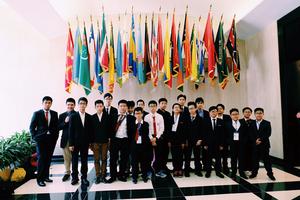 Đoàn học sinh đầu tiên thăm Phái đoàn Ngoại giao Việt Nam tại Liên Hợp Quốc