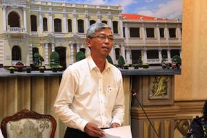 TP.HCM lên tiếng về GĐ bị tố “mê” đi nước ngoài