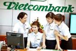 Vietcombank nói gì về vụ khách hàng mất 500 triệu từ tài khoản?