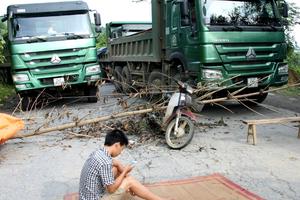 Lào Cai: Dân chặn đường vì doanh nghiệp thất hứa