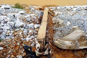 Bờ kè hàng chục tỷ vừa xây xong đã “nát như tương”