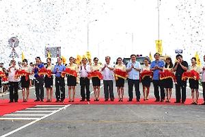 Khánh thành cầu bắc qua sông Lam