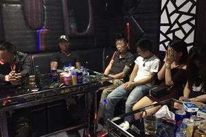 Đột kích 'động lắc' ở Hải Phòng, tạm giữ 50 người