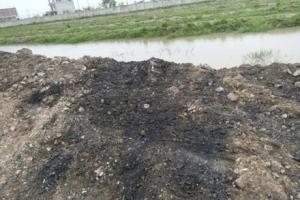 Phong tỏa khu vực chôn chất thải ở Nam Định