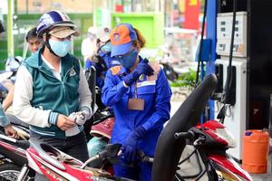 Xăng tăng giá lần thứ 3 liên tiếp từ 15h chiều nay
