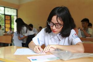 Thi trắc nghiệm, lo ngân hàng câu hỏi