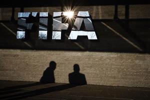 FIFA cấm Phó Chủ tịch Liên đoàn Bóng đá Qatar dự bầu cử