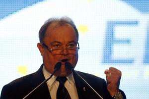 Romania: Lãnh đạo Đảng Tự do từ chức sau cáo buộc tham nhũng