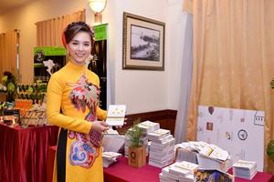 Â hậu Thiên Lý là  Đại sứ truyền thông cho du lịch TP HCM