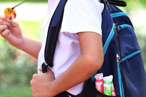 Bí mật cơn sốt dây đeo đa năng cá tính