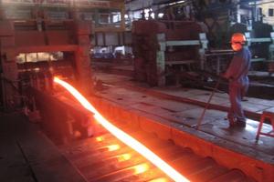 Phát triển hệ thống sản xuất, phân phối thép hiện đại