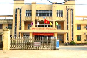 Đình chỉ một nhân viên điều dưỡng