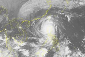 Bão Haima gây gió giật cấp 16, Tây Nguyên và Nam Bộ phòng dông lốc