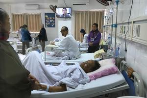 Khống chế viện phí theo yêu cầu