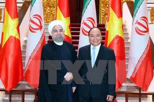 Thủ tướng Nguyễn Xuân Phúc tiếp Tổng thống Iran Hassan Rouhani