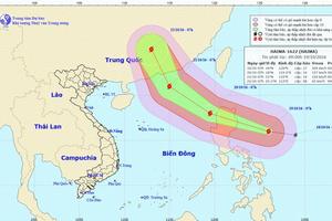 Bão số 7 giật cấp 10 tại Quảng Ninh, siêu bão Haima tiến vào Biển Đông