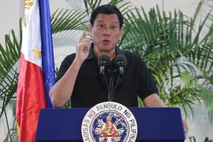 Tổng thống Philippines thách Mỹ cắt viện trợ