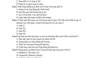 Thi trắc nghiệm Sử, biến học sinh thành... "con vẹt"