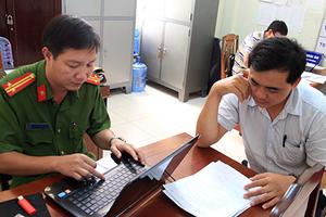 Đại gia dỏm ở miền Tây bị bắt