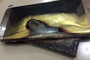 Samsung hoàn tiền cho khách hàng mua điện thoại Galaxy Note7
